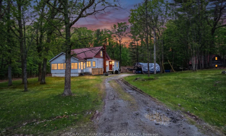 1301 Honey Harbour Road