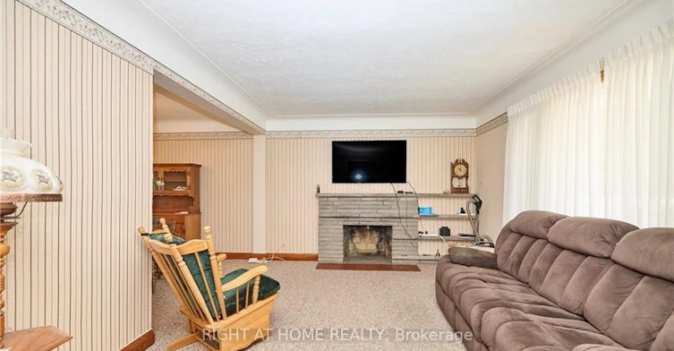 6357 Dorchester Road, Niagara Falls, ON, L2G 5T4 - 5