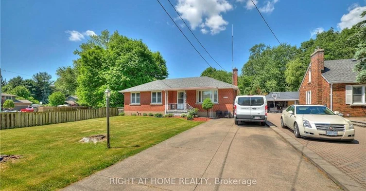6357 Dorchester Road, Niagara Falls, ON, L2G 5T4 - 3