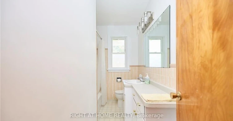 6357 Dorchester Road, Niagara Falls, ON, L2G 5T4 - 17