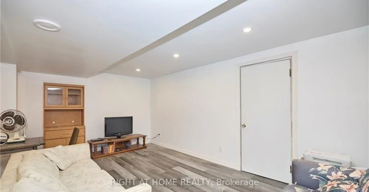 6357 Dorchester Road, Niagara Falls, ON, L2G 5T4 - 18