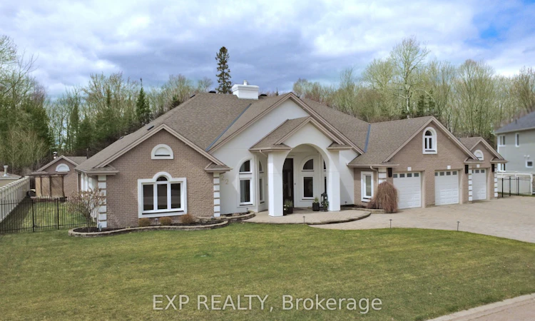 22 Melissa Crescent