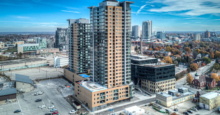 810-108 Garment Street, Kitchener, ON, N2G 0E2