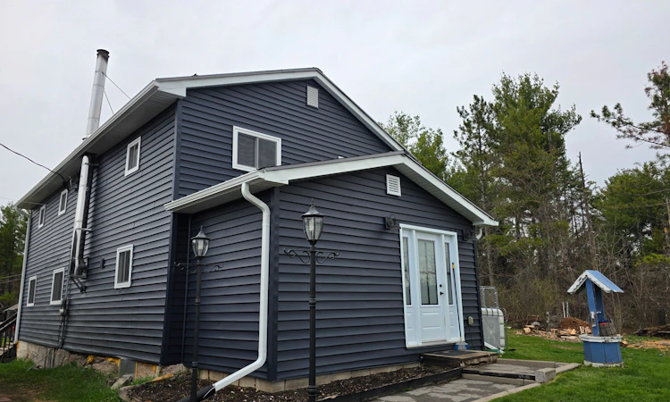 20 Lilac Lane