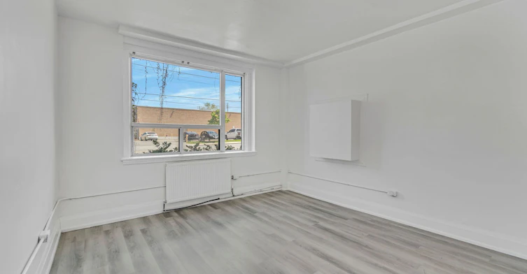 4-104 Sherman Avenue S, Hamilton, ON, L8M 2P8 - 3