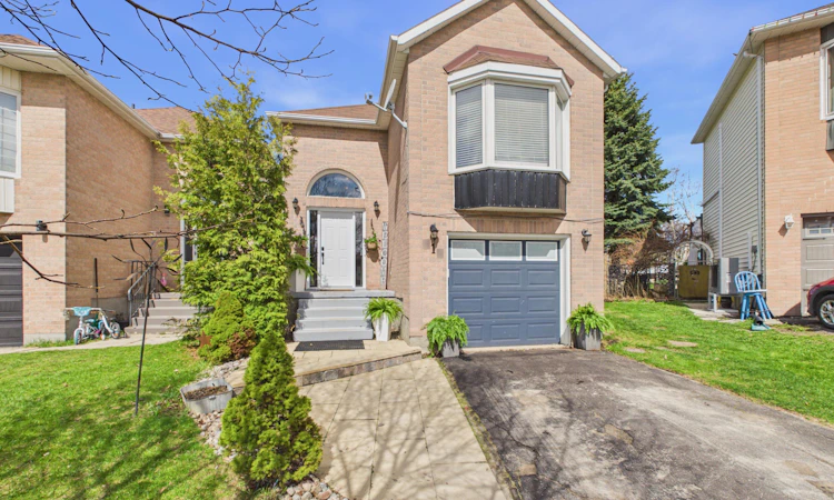 318 Shelburne Place