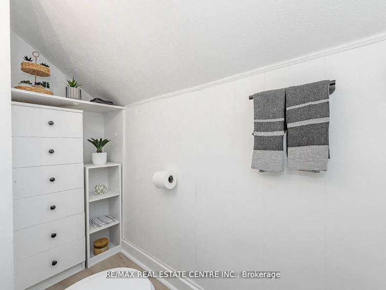 17 Dover Street, Woodstock, ON, N4S 3L7 - 22