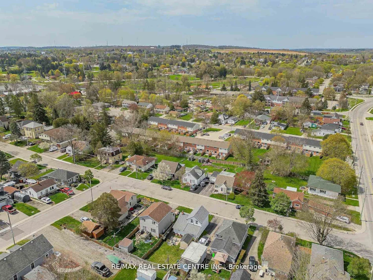 17 Dover Street, Woodstock, ON, N4S 3L7 - 33