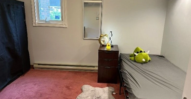 (Bedroom)-583 Edinburgh Road S, Guelph, ON, N1G 4G9 - 2