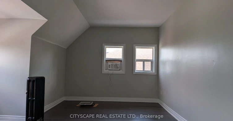 6A-752 Main Street E, Hamilton, ON, L8M 1L1 - 3