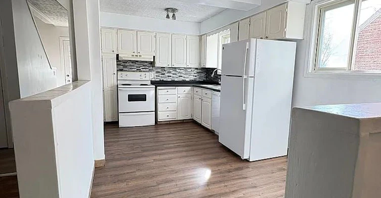1308 Tilston Drive, Windsor, ON, N9B 3C7 - 7