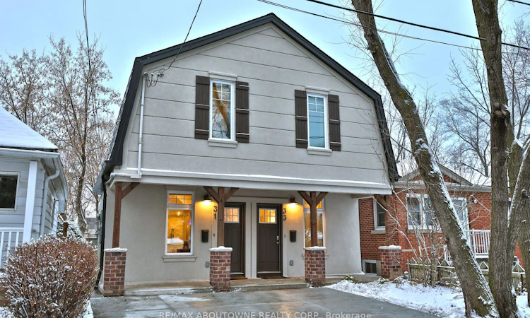 31-33 Hawthorne Avenue