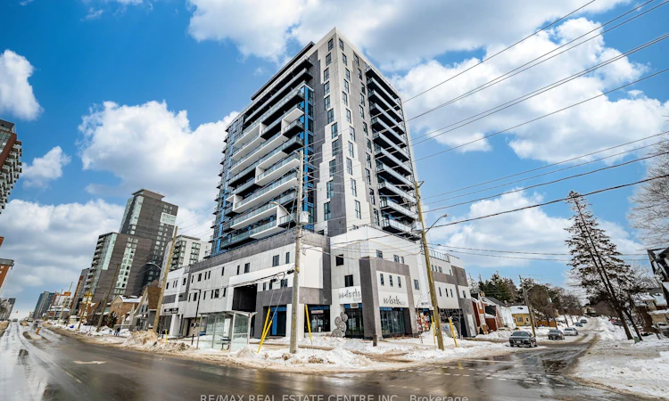 1007-128 King Street N