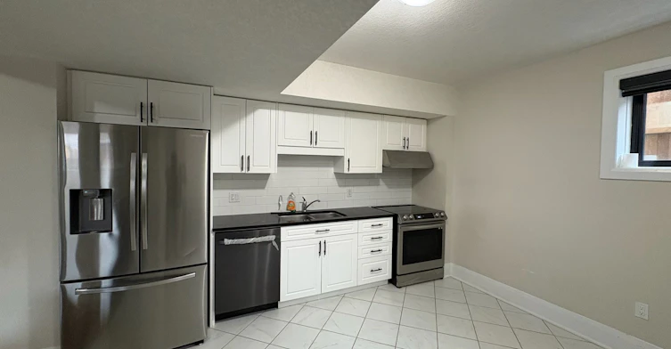 Lower-38 Falconridge Drive, Kitchener, ON, N2K 0G1 - 3