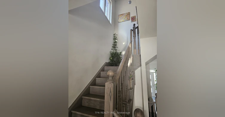 267 Great Falls Boulevard, Hamilton, ON, L8B 1Z5 - 3