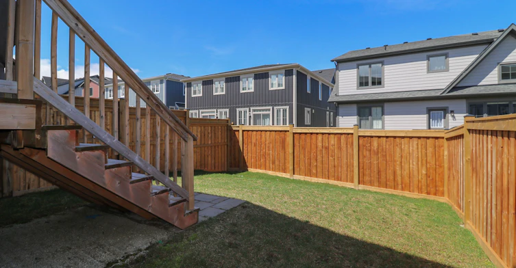 142 Sycamore Street, Blue Mountains, ON, L9Y 4E2 - 14
