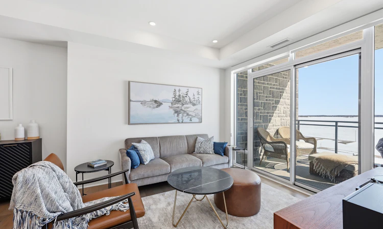 318-129b South Street