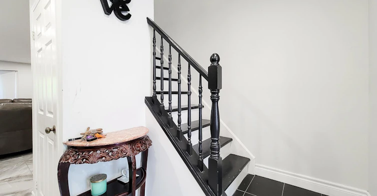 52-2 Royalwood Court, Hamilton, ON, L8E 4Z1 - 15