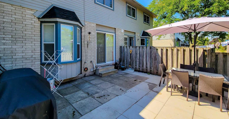 52-2 Royalwood Court, Hamilton, ON, L8E 4Z1 - 30