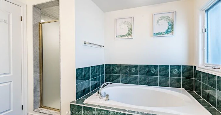 33 Strathroy Crescent, Hamilton, ON, L8B 0K9 - 37