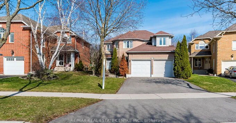 33 Strathroy Crescent, Hamilton, ON, L8B 0K9 - 2