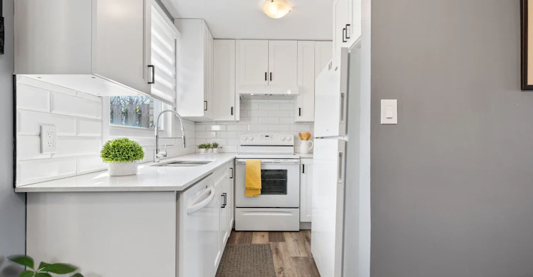 E-252 Bertie Street, Fort Erie, ON, L2A 1Z6 - 11