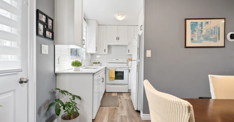 E-252 Bertie Street, Fort Erie, ON, L2A 1Z6 - 10