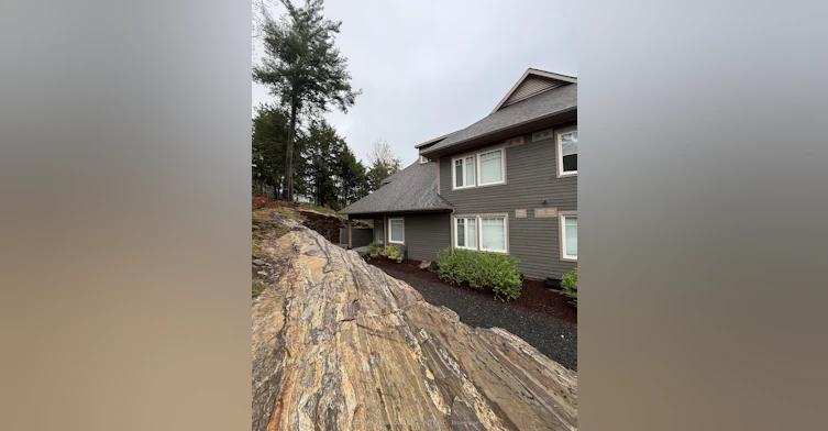 204-13 Tree Tops Lane, Huntsville, ON, P1H 1A9