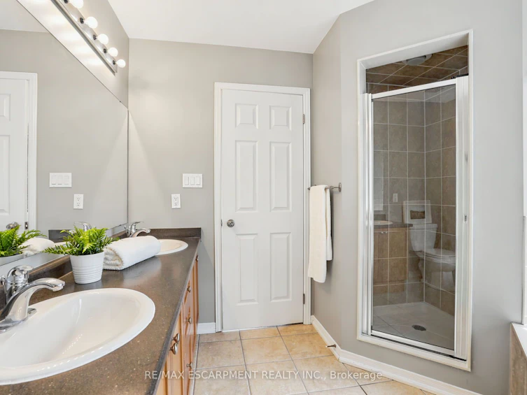 22 Cathedral Street, Hamilton, ON, L8B 0S3 - 29