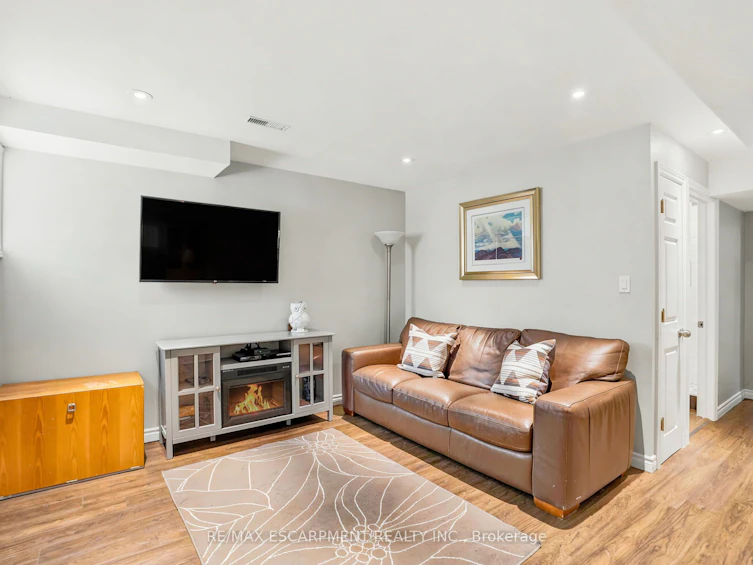 22 Cathedral Street, Hamilton, ON, L8B 0S3 - 41