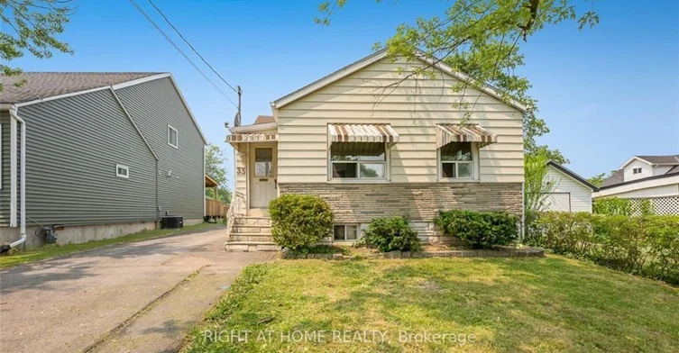 Upper-33 Keele Street, St. Catharines, ON, L2T 1M8