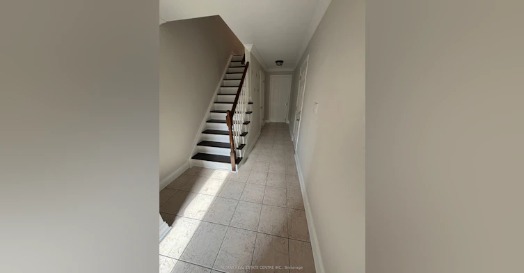 9-29 Heritage Drive, Hamilton, ON, L8G 4T4 - 2