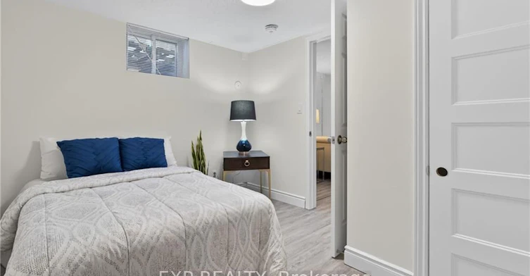 146 Appalachian Crescent, Kitchener, ON, N2E 1A4 - 5