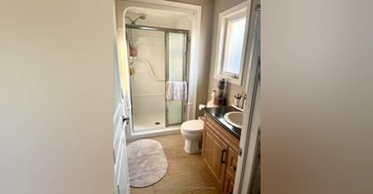 Upper-6311 Bellevue Street, Niagara Falls, ON, L2E 1Y9 - 5