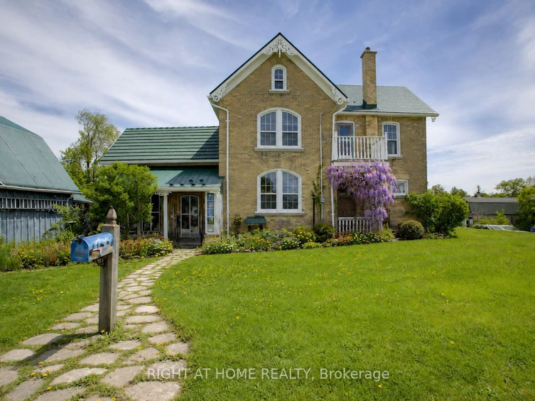 402 Lambton Street E, West Grey, ON, N0G 1R0