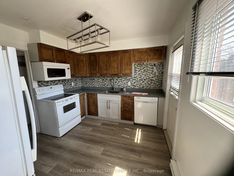 D-71D Wellesley Crescent, London, ON, N5V 1J6 - 5