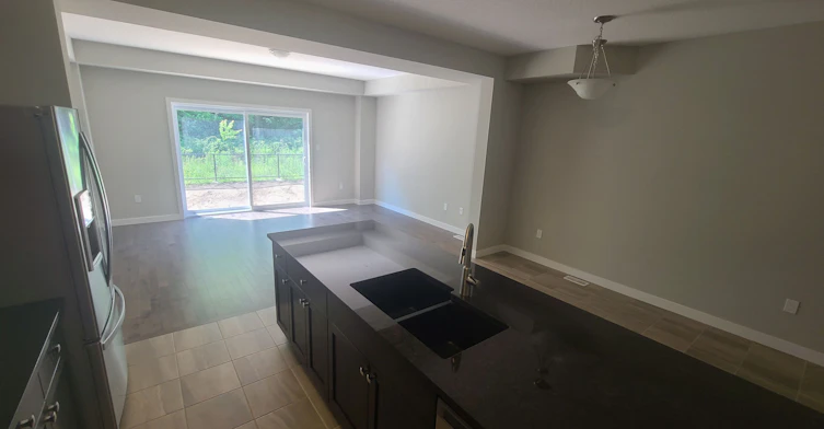 928 Robert Ferrie Drive, Kitchener, ON, N2R 0P9 - 4