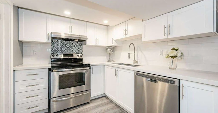 LOWER-15 Wexford Avenue N, Hamilton, ON, L8H 4M2 - 3