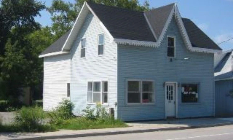7485 Highway 35 Road