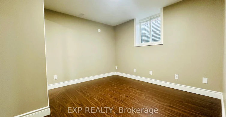 Lower-287 Resurrection Drive, Kitchener, ON, N2N 3H4 - 12