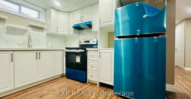 Lower-287 Resurrection Drive, Kitchener, ON, N2N 3H4 - 11