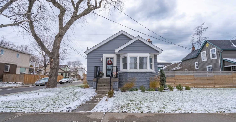 361 Beach Boulevard, Hamilton, ON, L8H 6W4 - 3