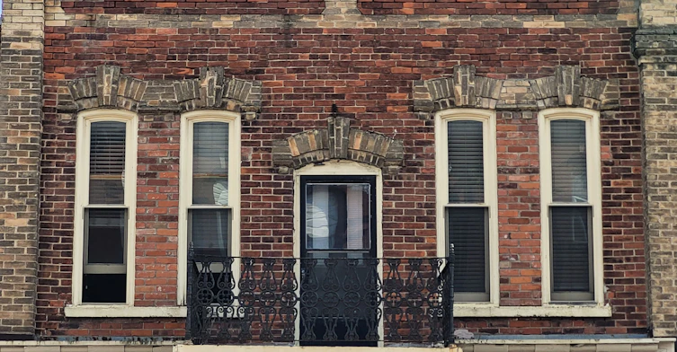 2nd Fl-125 Main Street W, Shelburne, ON, L9V 3K3 - 2