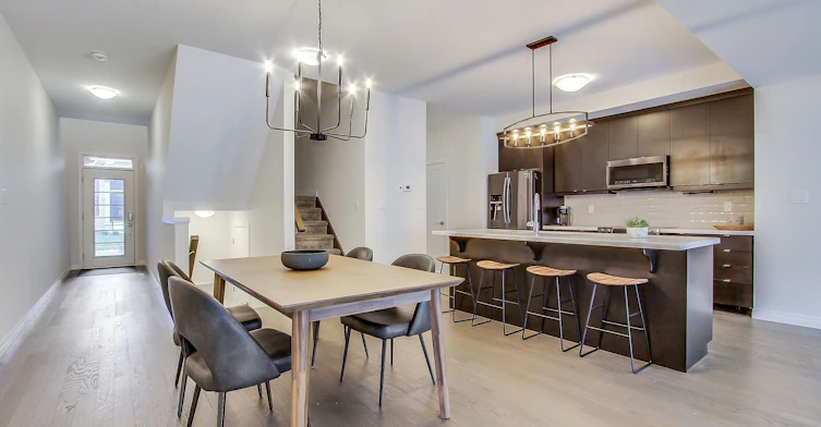 103 Greenwich Avenue, Hamilton, ON, L8J 0L6 - 4
