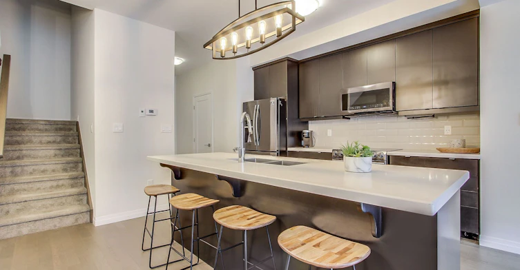 103 Greenwich Avenue, Hamilton, ON, L8J 0L6 - 8