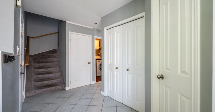 5 Tulip Drive, Tillsonburg, ON, N4G 5S6 - 5