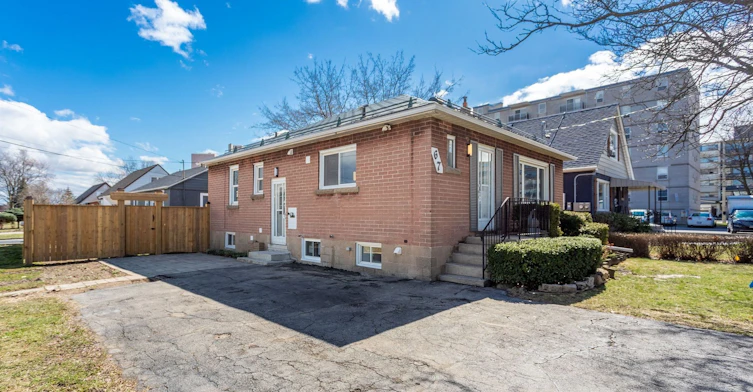 Main-67 Seven Oaks Drive, Hamilton, ON, L9A 4E3 - 2