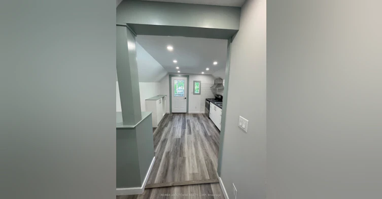 759 Barton Street E, Hamilton, ON, L8L 3A9 - 5