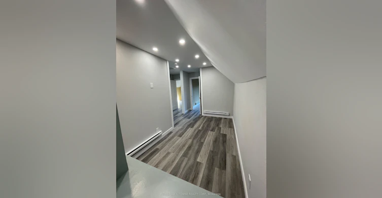 759 Barton Street E, Hamilton, ON, L8L 3A9 - 4