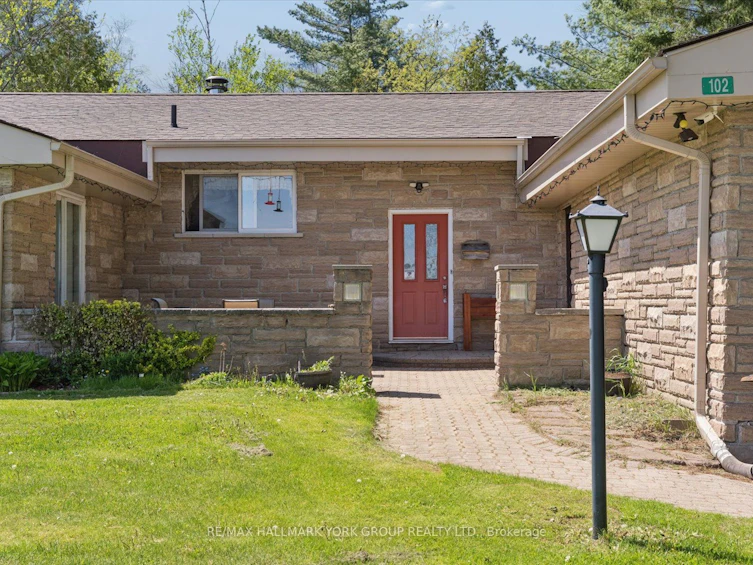 102 Albert Street, Kawartha Lakes, ON, K0M 1K0 - 10
